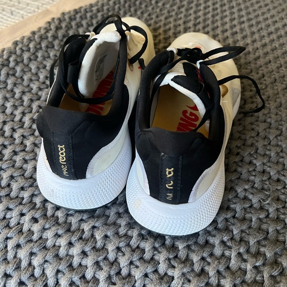 Nike react running shoe size 8 - Picture 4 of 6
